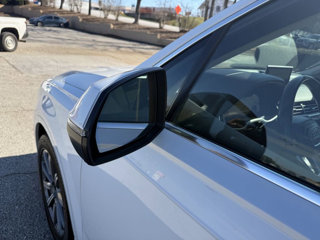 Used 2018 Audi Q7 3.0T Prestige image 12