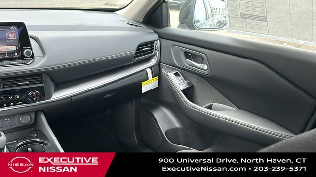 New 2026 Nissan Rogue SV image 25