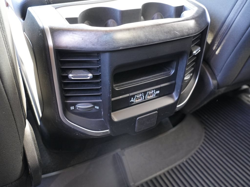 Used 2019 RAM 1500 Big Horn AWD/4WD image 25