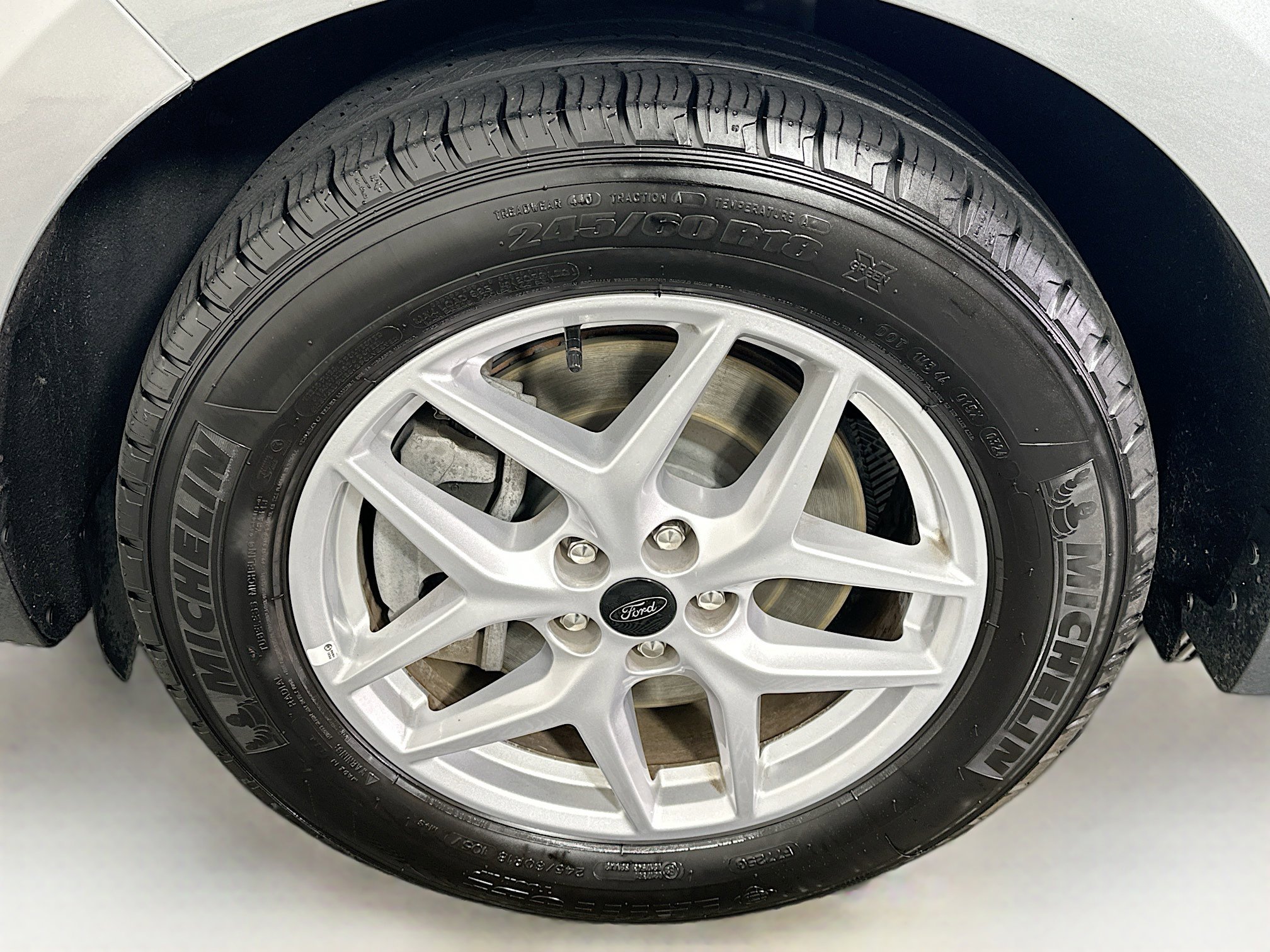 Used 2024 Ford Edge SEL image 11