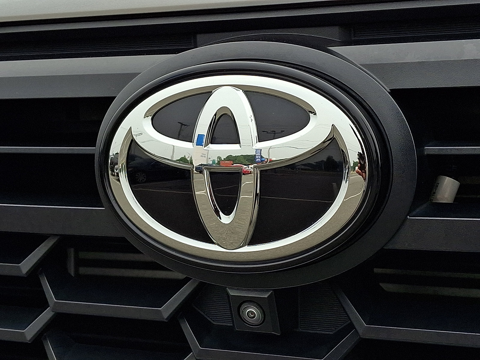 Used 2024 Toyota Tacoma TRD Sport w/ TRD Sport Premium Package AWD/4WD image 34