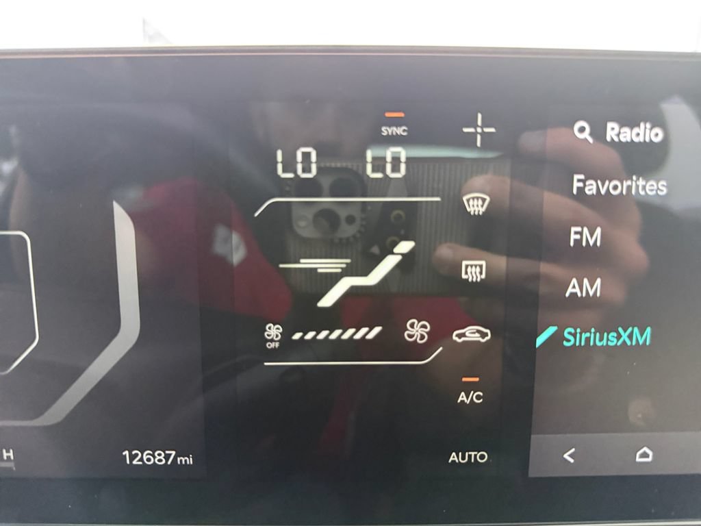 Used 2025 Kia K4 EX FWD image 30