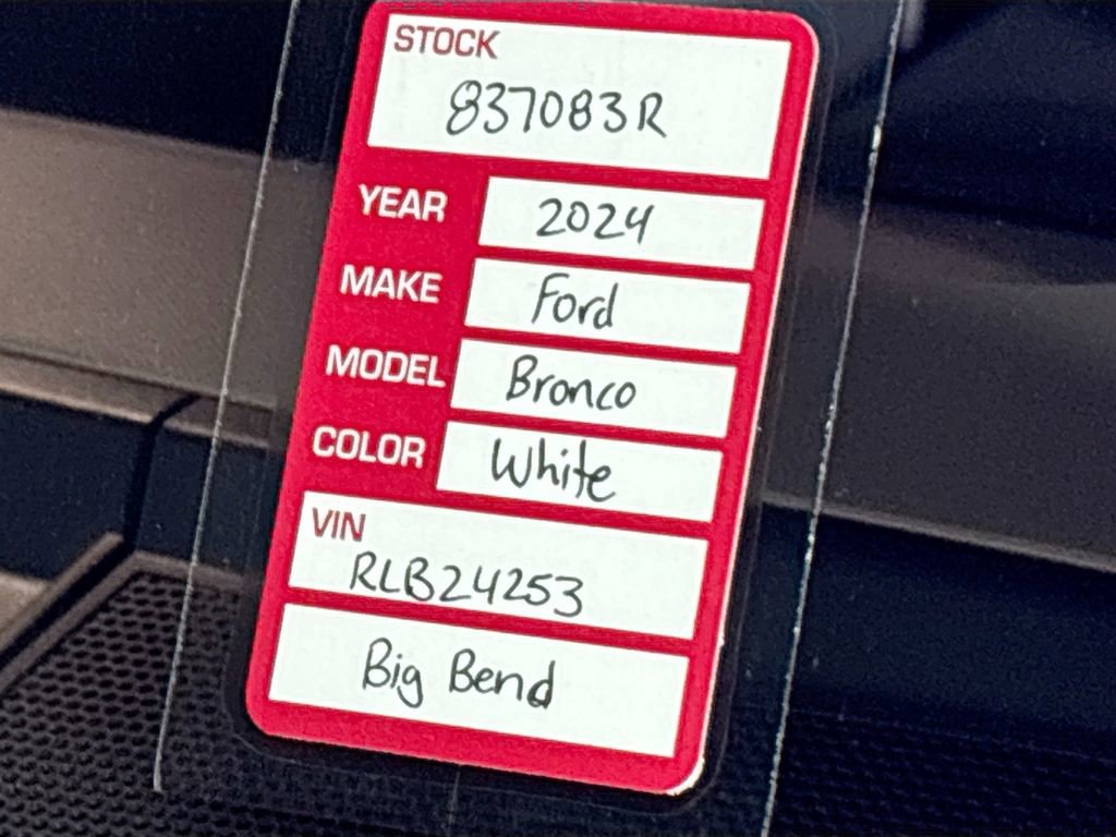 Used 2024 Ford Bronco Big Bend image 25