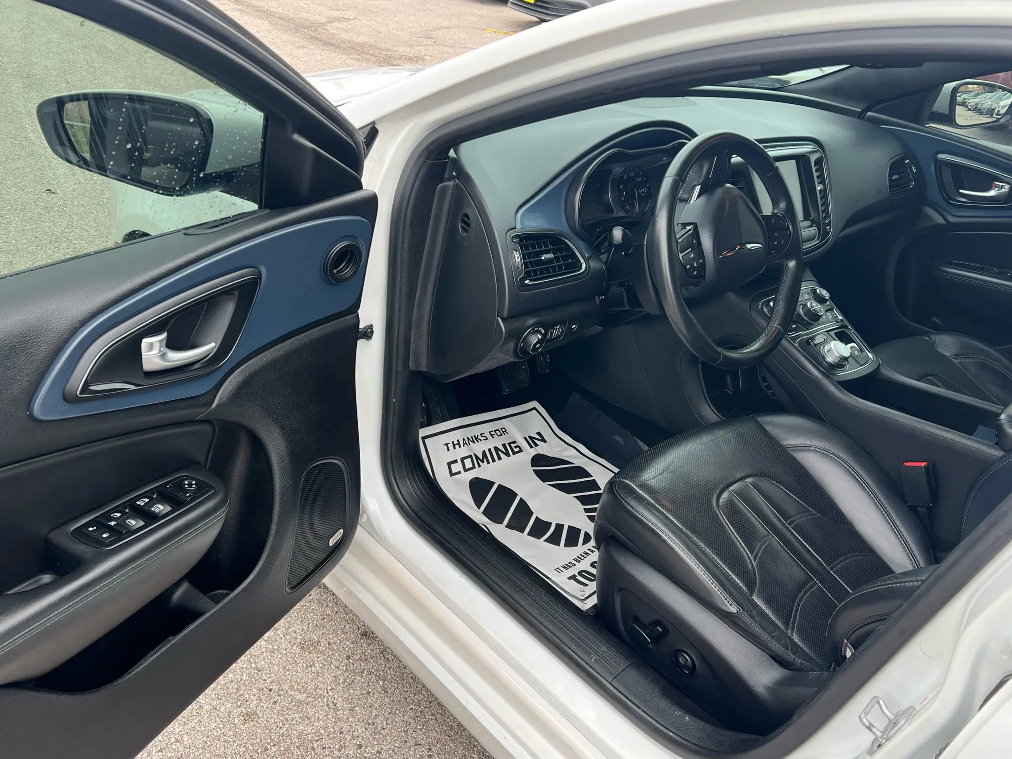 Used 2015 Chrysler 200 S w/ Navigation & Sound Group I image 10