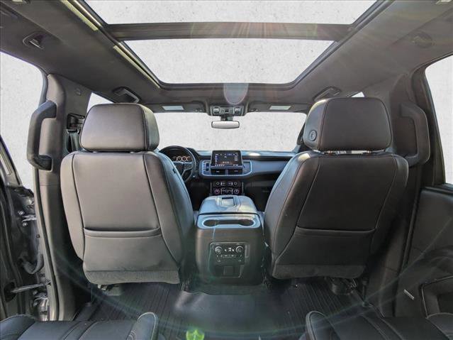 Used 2021 Chevrolet Suburban RST w/ Luxury Package image 20