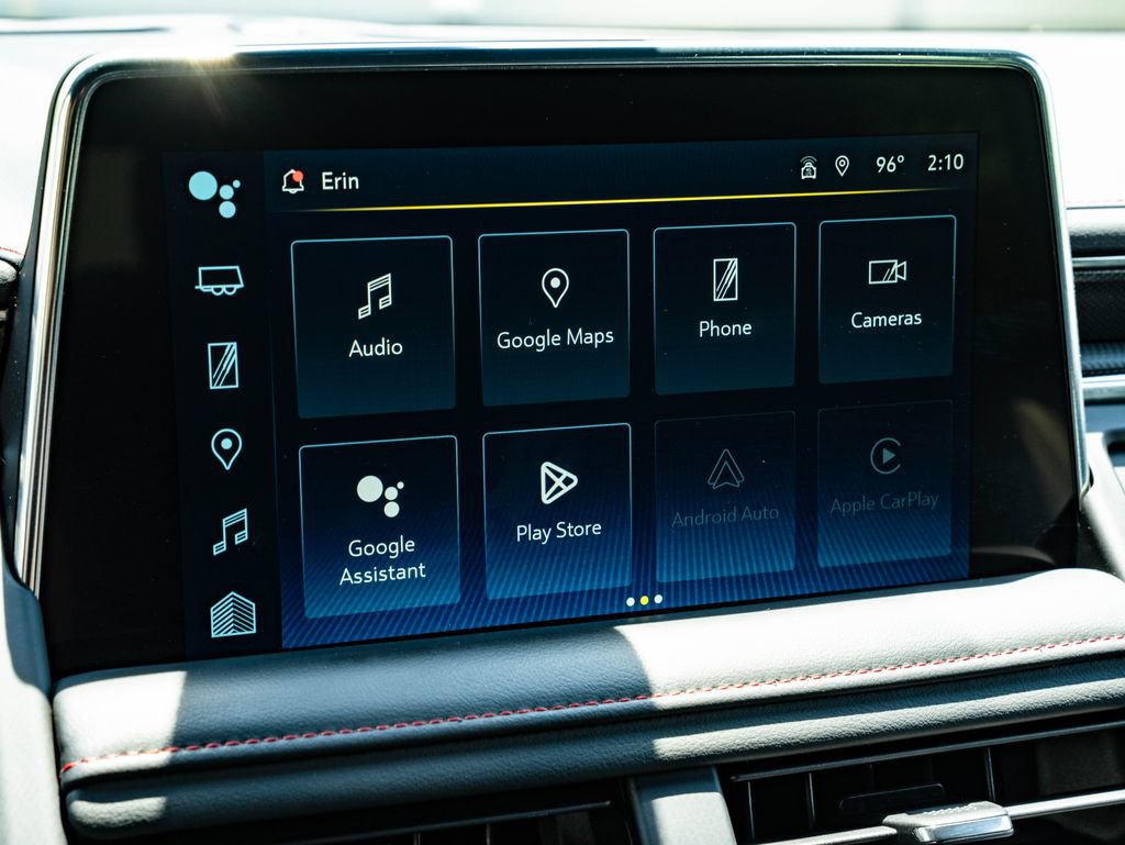 Used 2022 Chevrolet Tahoe RST w/ Luxury Package AWD/4WD image 32