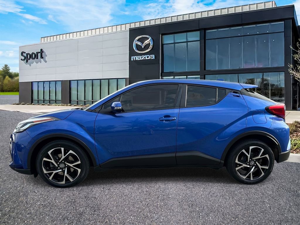 Used 2020 Toyota C-HR XLE image 7