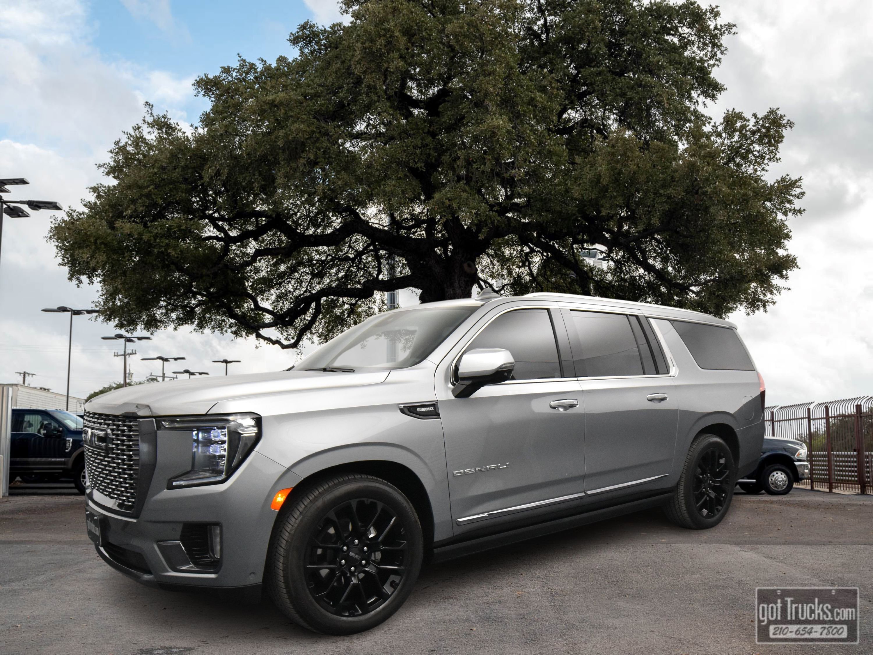 Used 2024 GMC Yukon XL Denali Ultimate