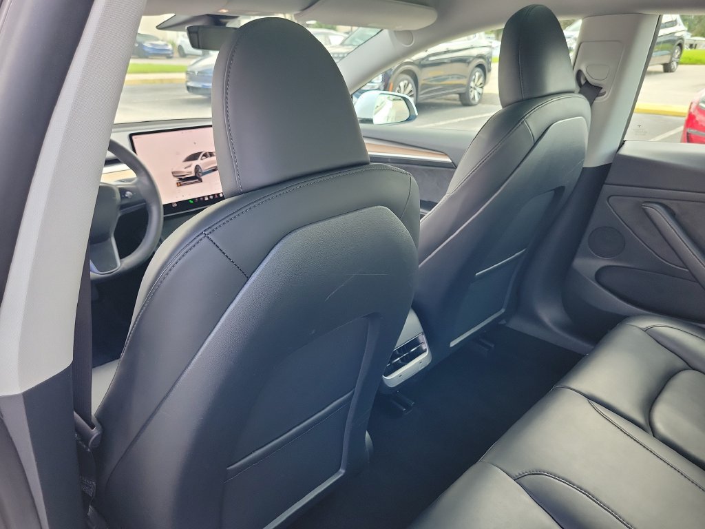 Used 2023 Tesla Model 3 Standard Range RWD image 8