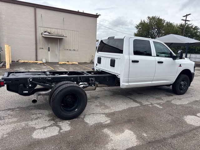 New 2027 RAM 3500 Tradesman AWD/4WD image 6