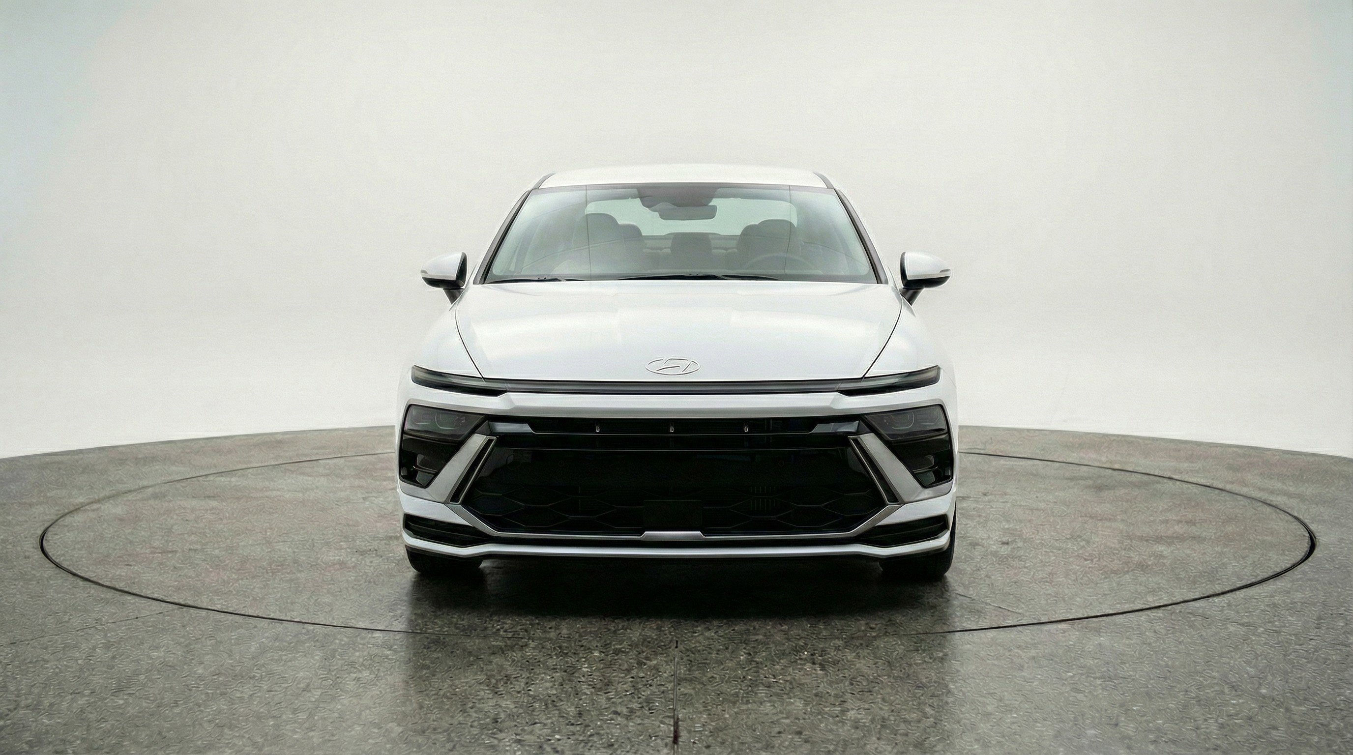 Used 2025 Hyundai Sonata SEL image 2