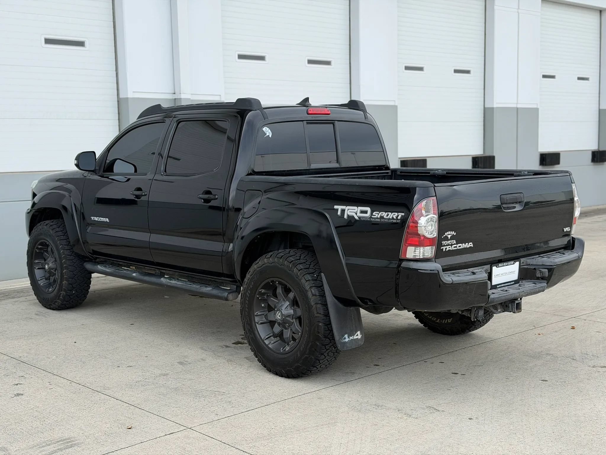 Used 2015 Toyota Tacoma 4x4 Double Cab w/ TRD Sport Package image 4