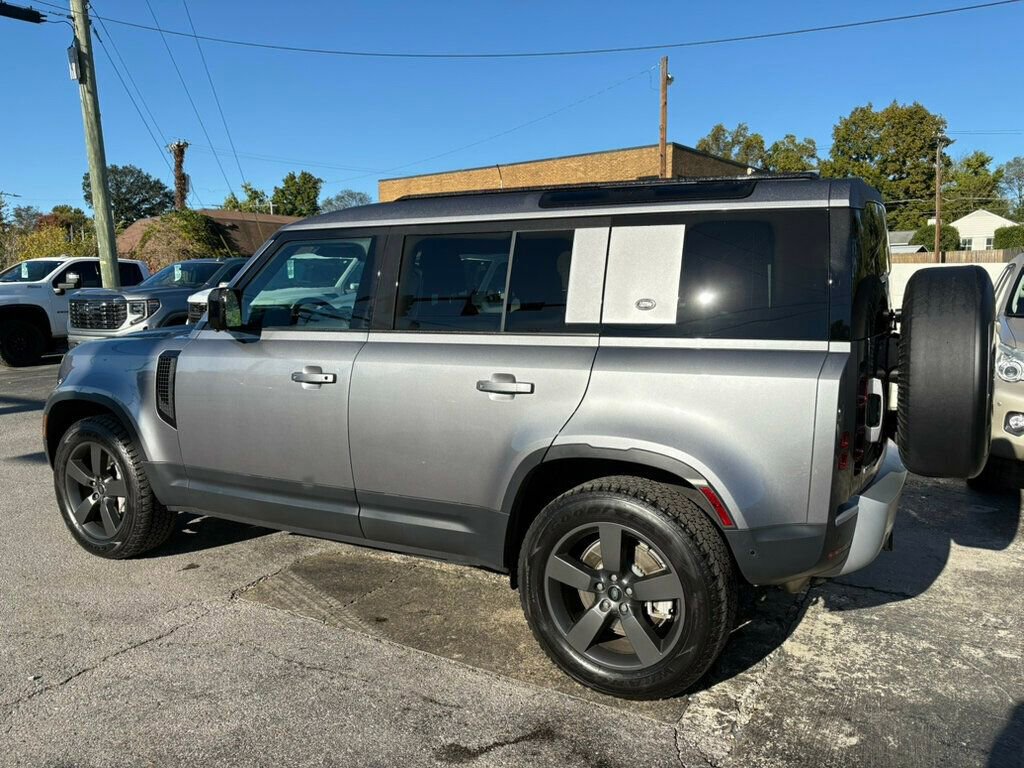 Used 2024 Land Rover Defender 110 S image 3