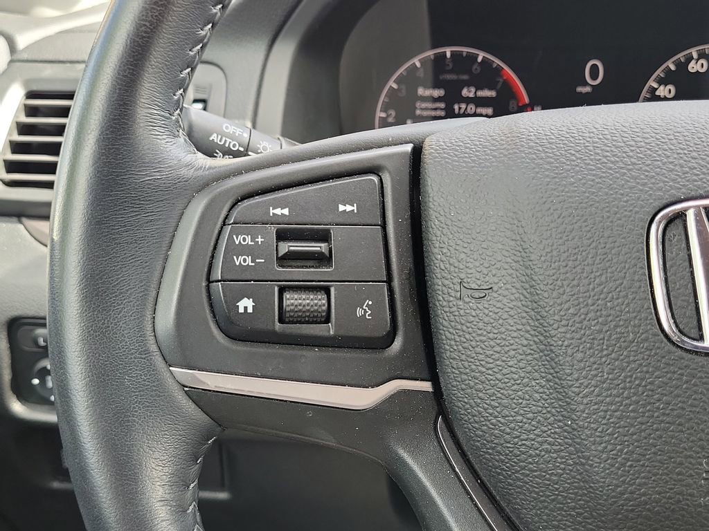 Used 2024 Honda Ridgeline Sport image 13