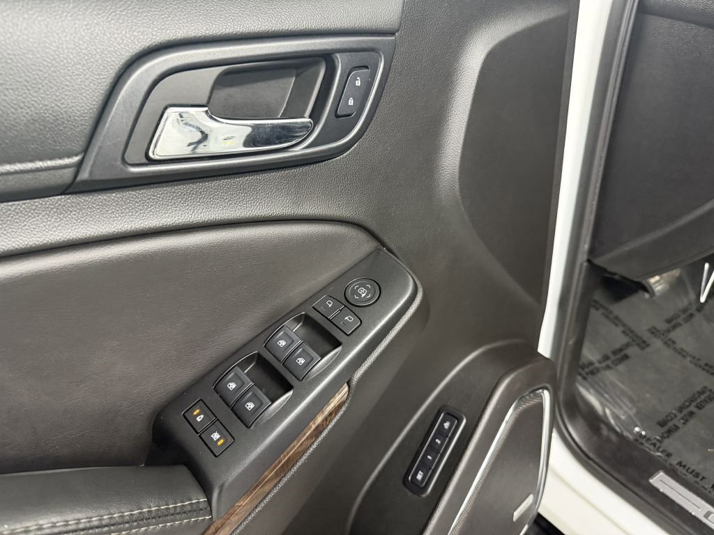 Used 2018 Chevrolet Suburban LT image 26