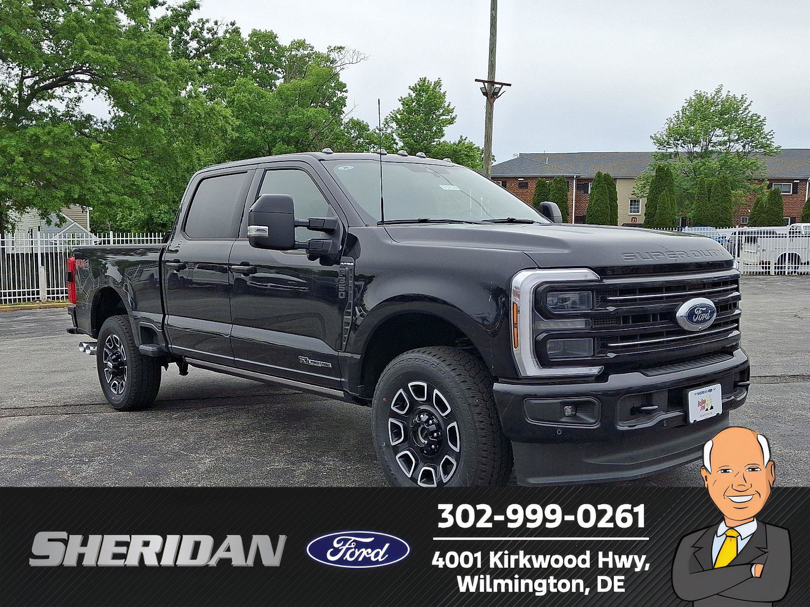 New 2026 Ford F350 Platinum w/ FX4 Off-Road Package