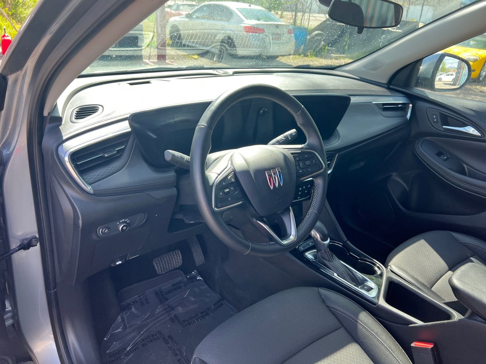 Used 2025 Buick Encore GX Preferred FWD image 18