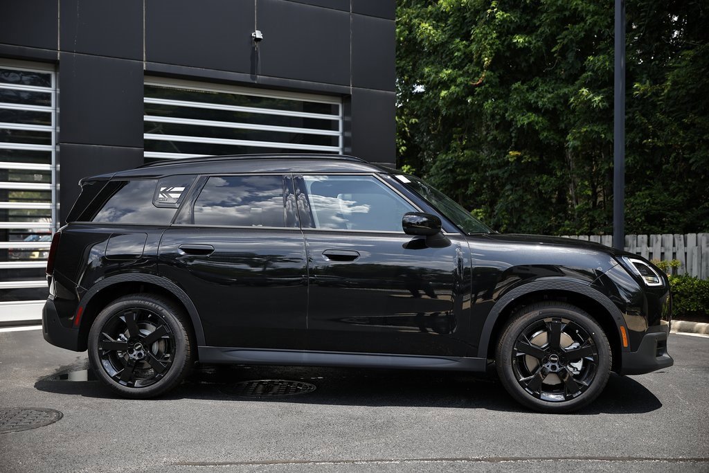New 2025 MINI Cooper Countryman S w/ Comfort Package Max image 3