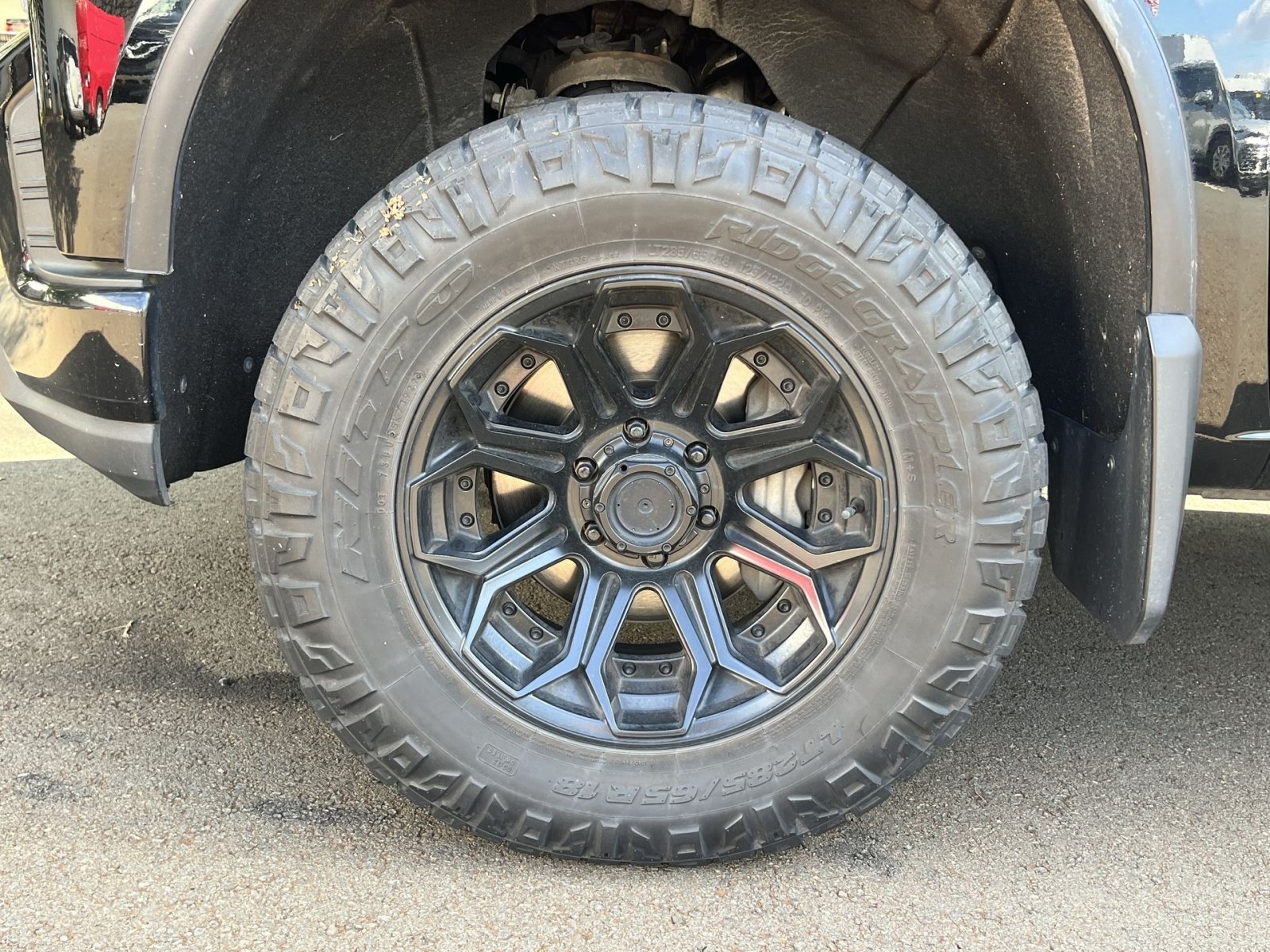 Used 2019 Chevrolet Silverado 1500 LT Trail Boss w/ Convenience Package AWD/4WD image 10