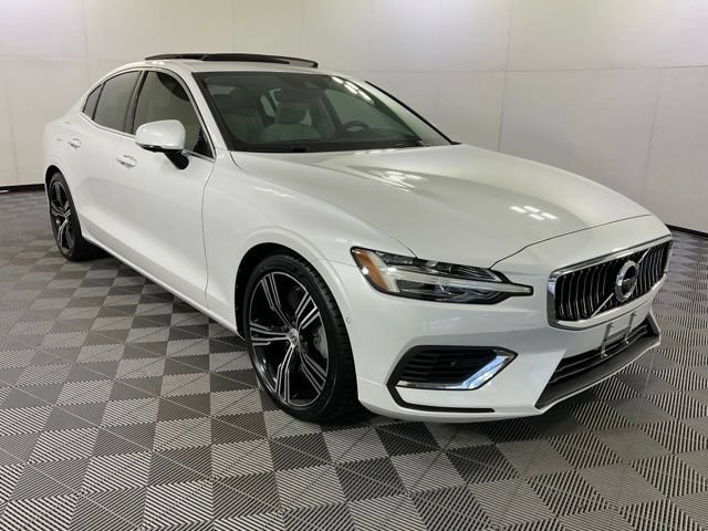 Used 2021 Volvo S60 T8 Inscription w/ Climate Package AWD/4WD image 3