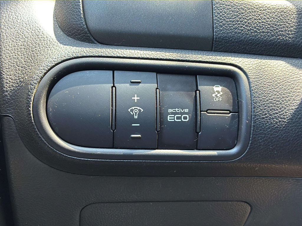 Used 2016 Kia Forte LX FWD image 24