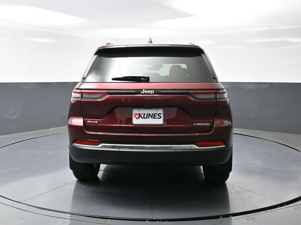 New 2025 Jeep Grand Cherokee Laredo X w/ Luxury Tech Group I image 13