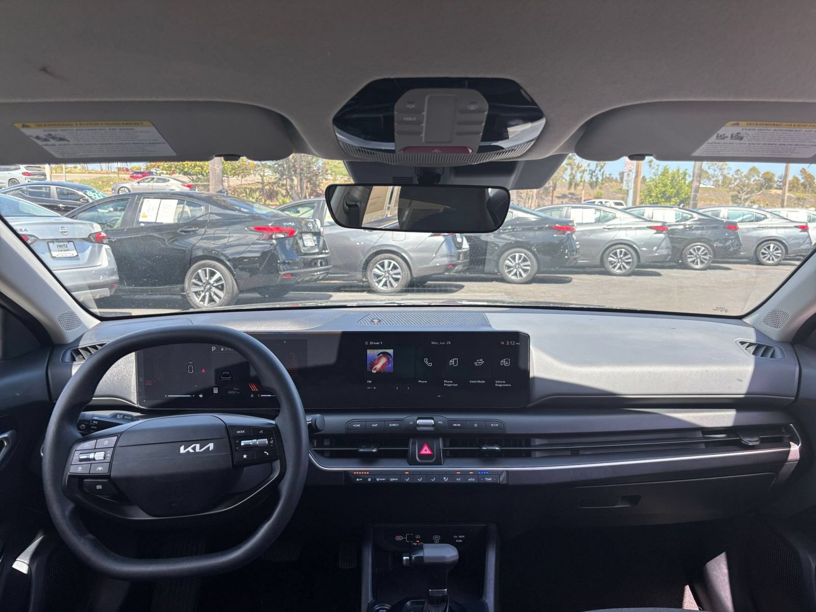 Used 2025 Kia K4 FWD image 32