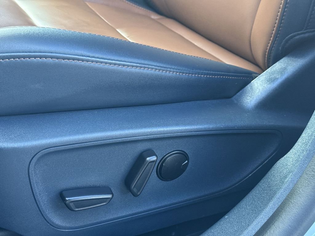 Used 2023 Ford Maverick Lariat w/ Lariat Luxury Package image 14