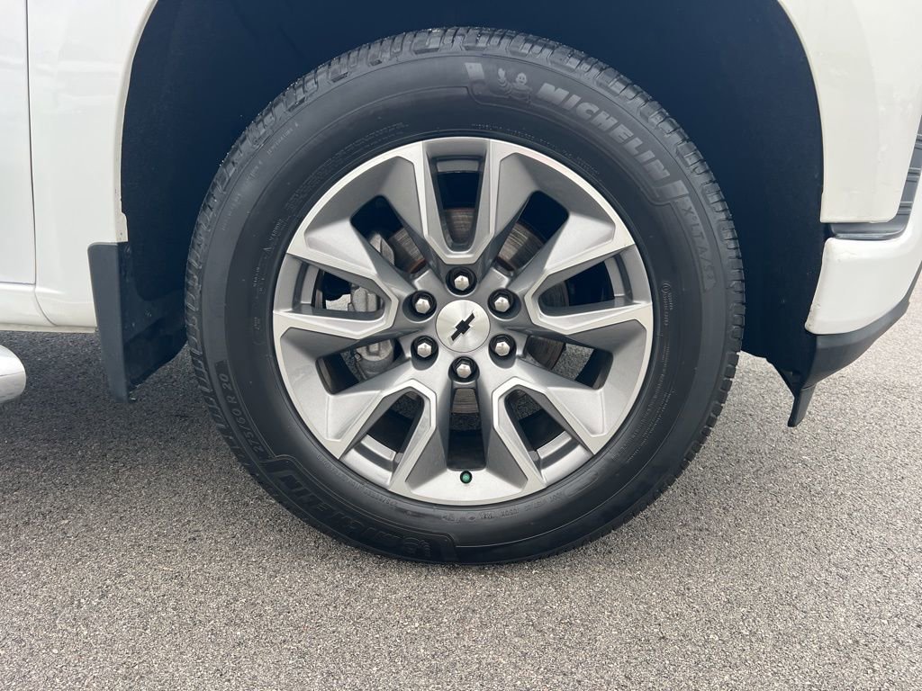 Used 2019 Chevrolet Silverado 1500 RST image 13