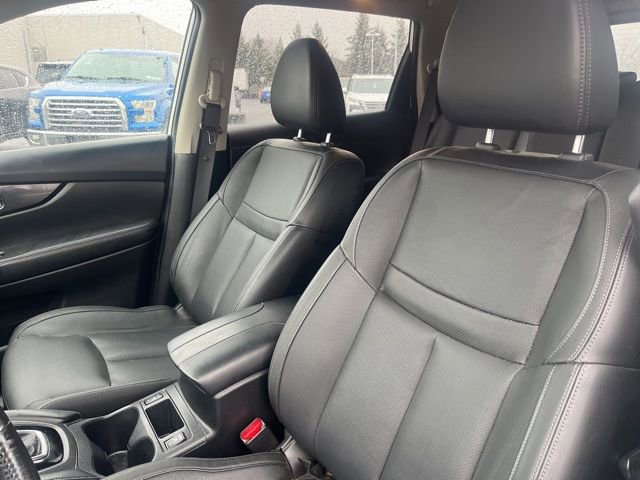 Used 2017 Nissan Rogue SL w/ SL Premium Package image 8