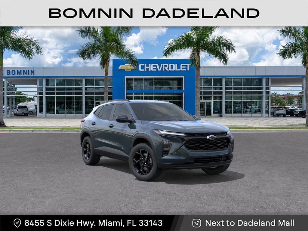 New 2026 Chevrolet Trax LT w/ Midnight Edition FWD image 2