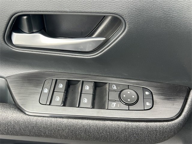New 2026 Nissan Kicks SV w/ Illumination Package image 17