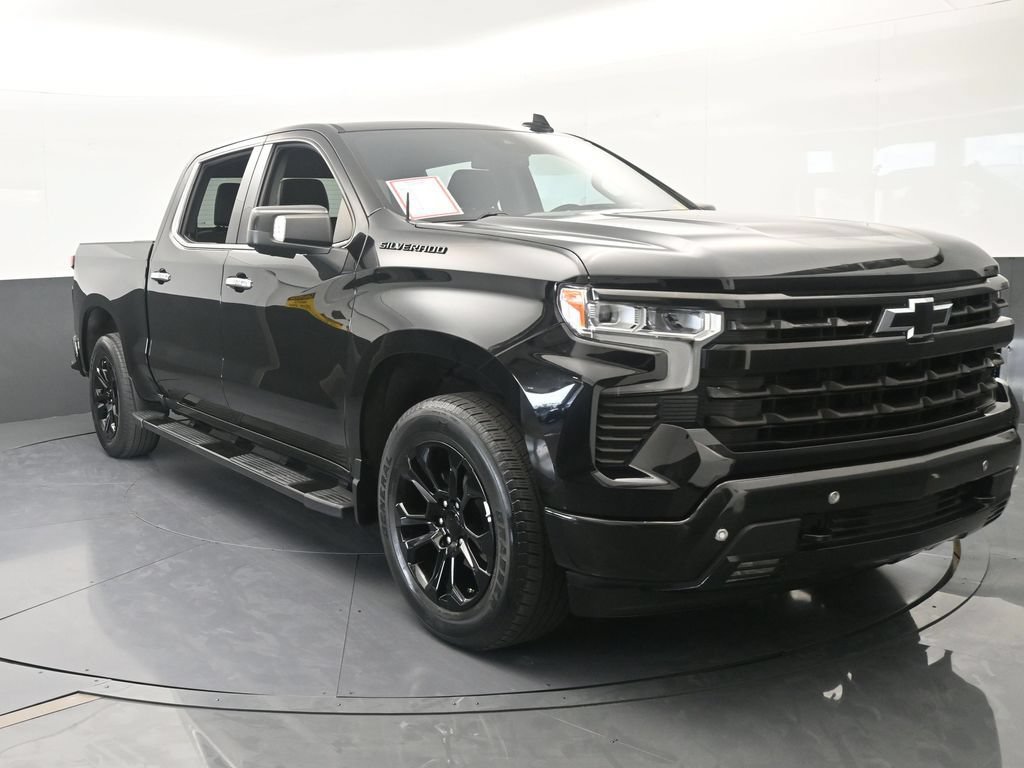 Used 2022 Chevrolet Silverado 1500 LTZ RWD image 9