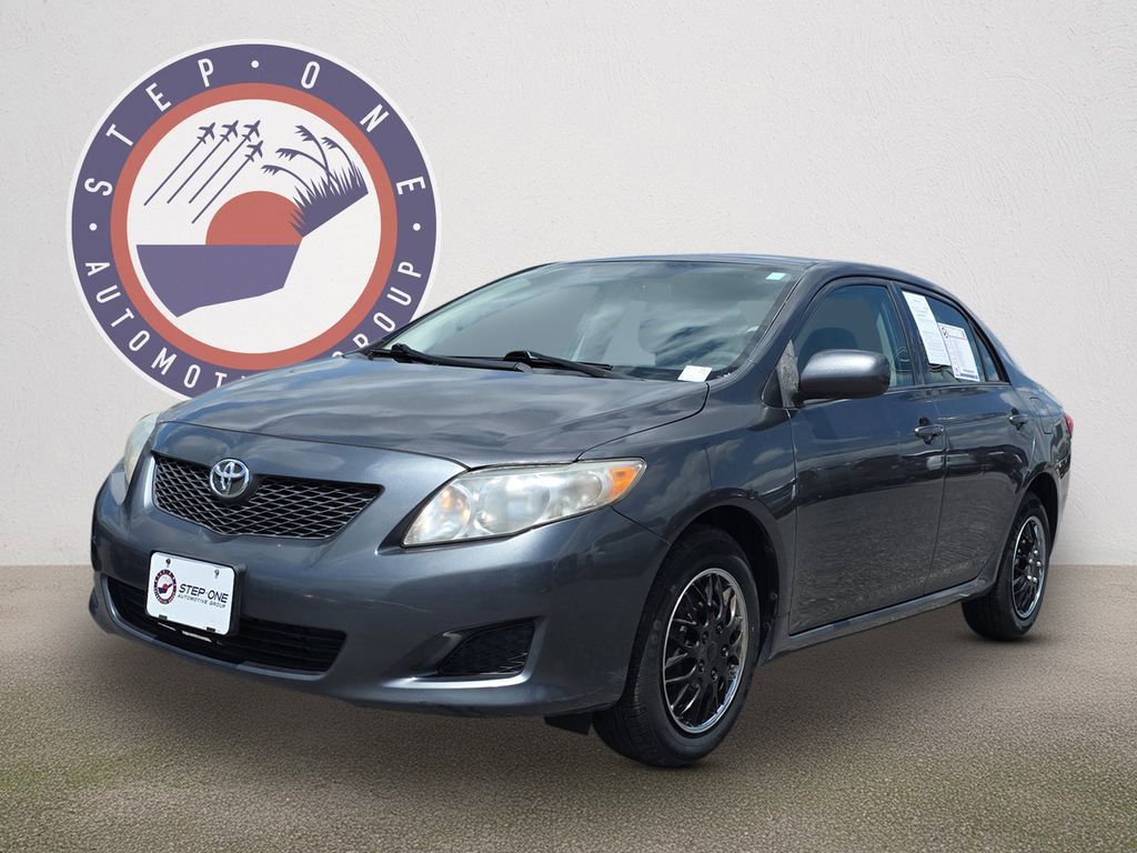 Used 2010 Toyota Corolla LE image 2