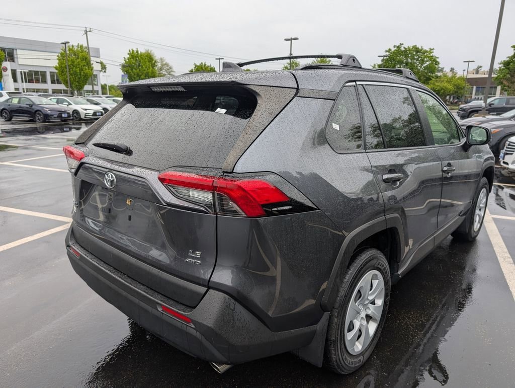 Used 2019 Toyota RAV4 LE w/ All Weather Liner Package AWD/4WD image 7