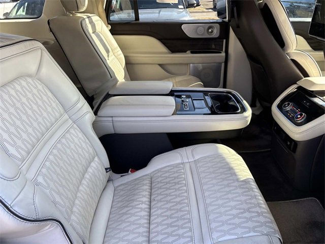 Used 2020 Lincoln Navigator L Black Label image 23