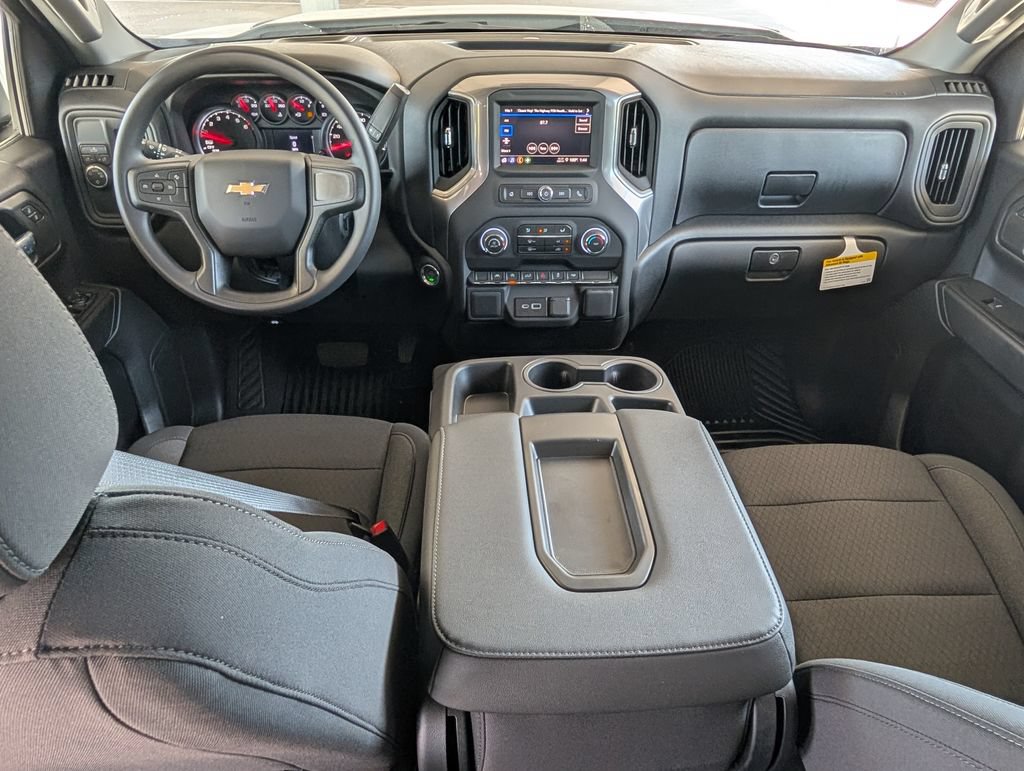 New 2026 Chevrolet Silverado 1500 Custom w/ LPO, Dark Essentials Package RWD image 5