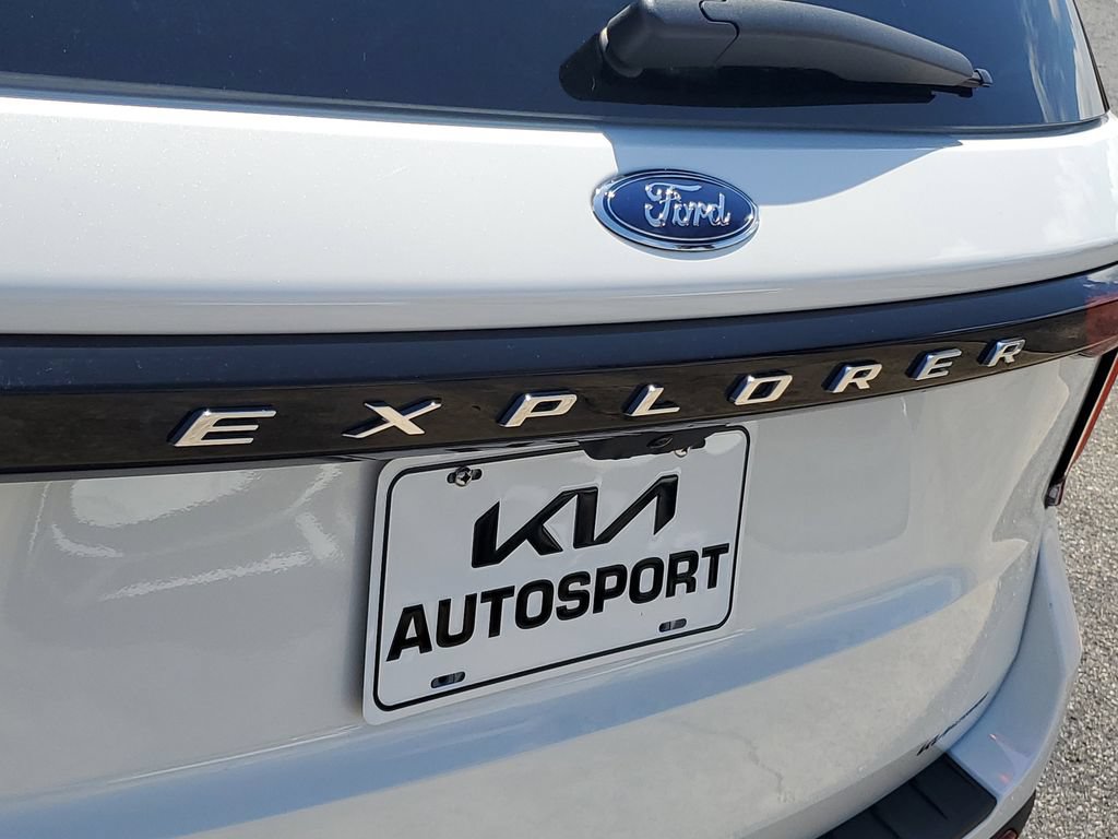 Used 2026 Ford Explorer Active w/ Active Comfort Package RWD image 28