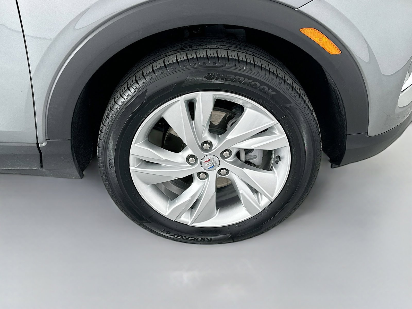 Used 2025 Buick Encore GX Preferred AWD/4WD image 34
