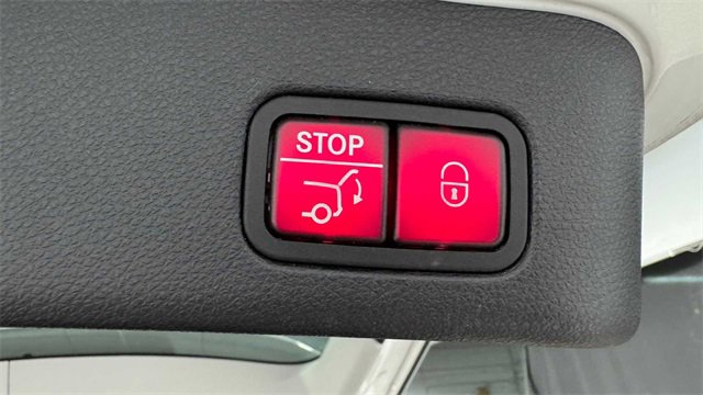 Used 2016 Mercedes-Benz GLE 350 w/ Premium Package image 34