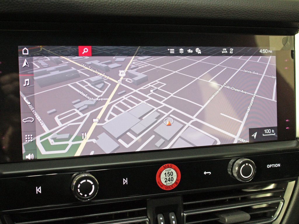 Used 2025 Porsche Macan image 26