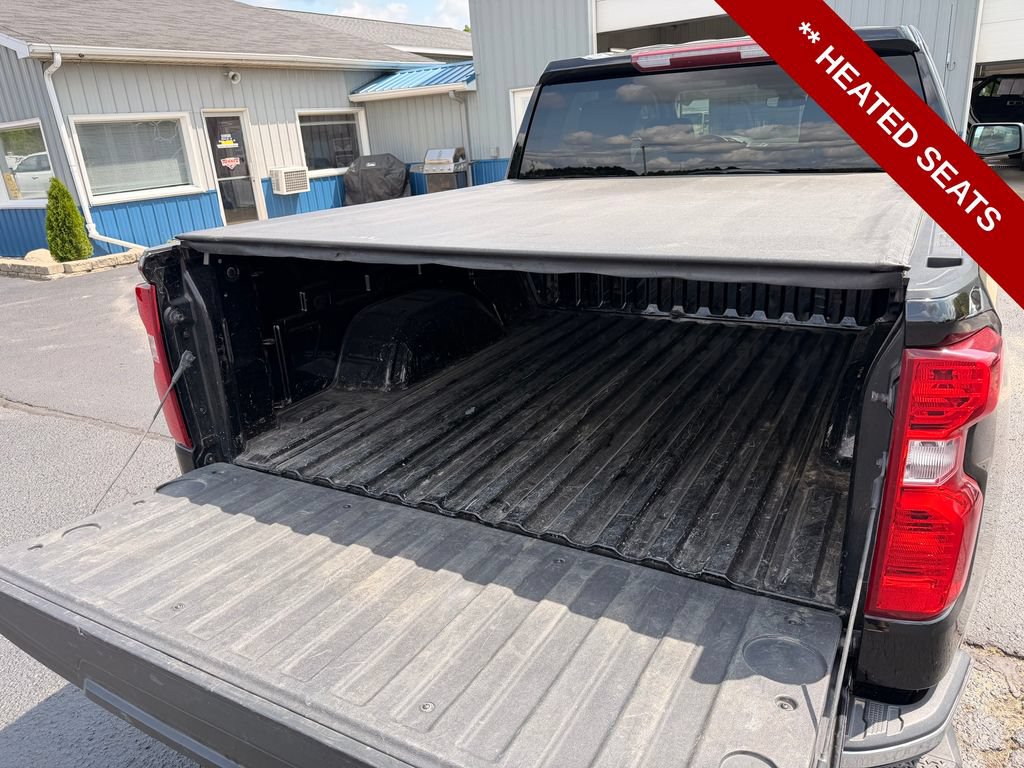 Used 2023 Chevrolet Silverado 1500 LT AWD/4WD image 9