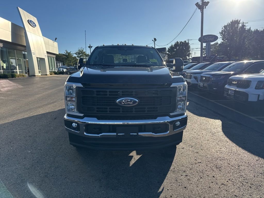 New 2026 Ford F250 XL w/ XL Chrome Package image 2