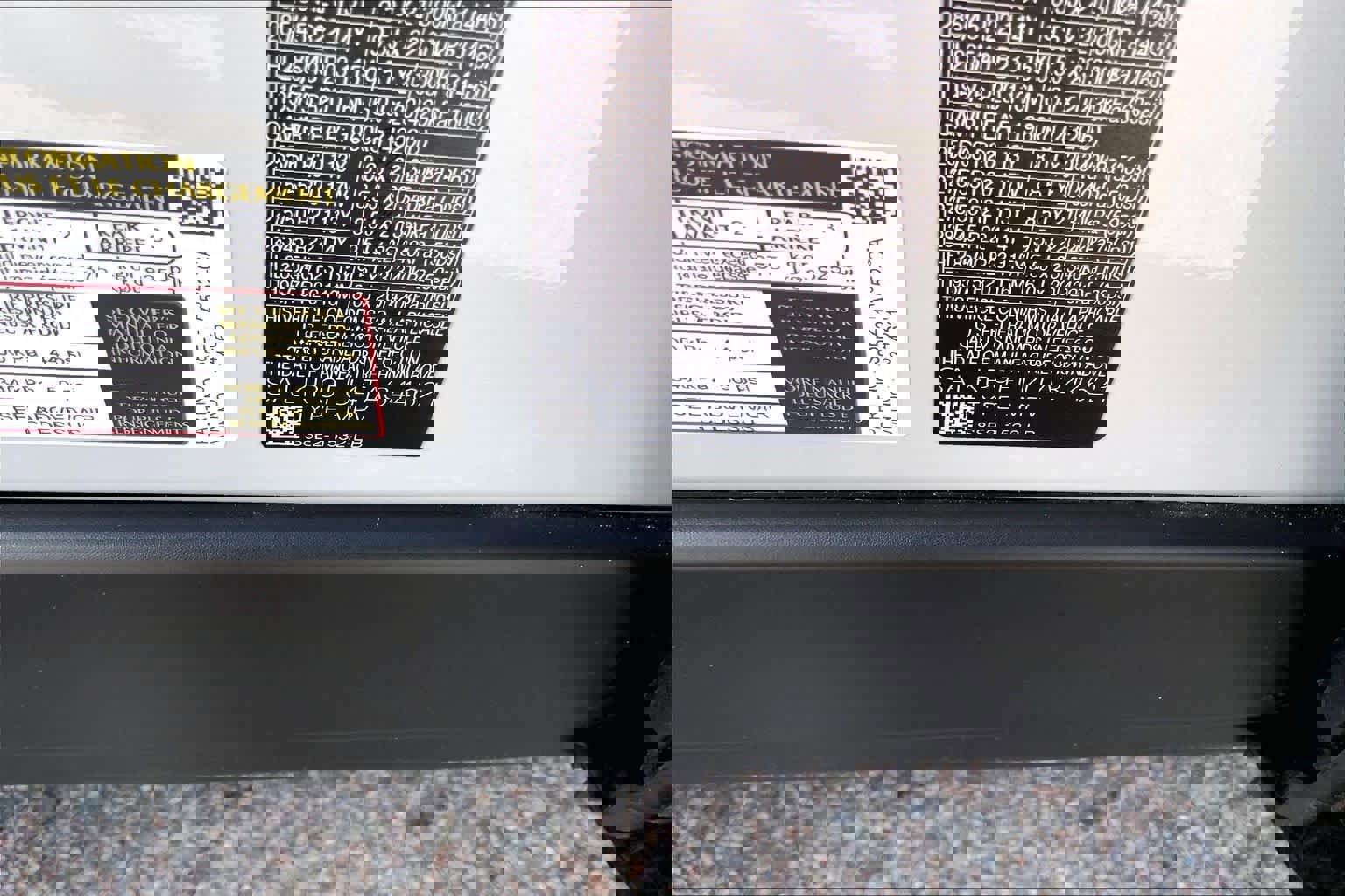 New 2026 Land Rover Range Rover SE image 11