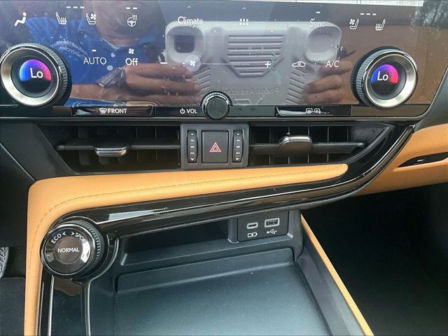 Used 2024 Lexus NX 250 FWD w/ Cold Area Package image 24