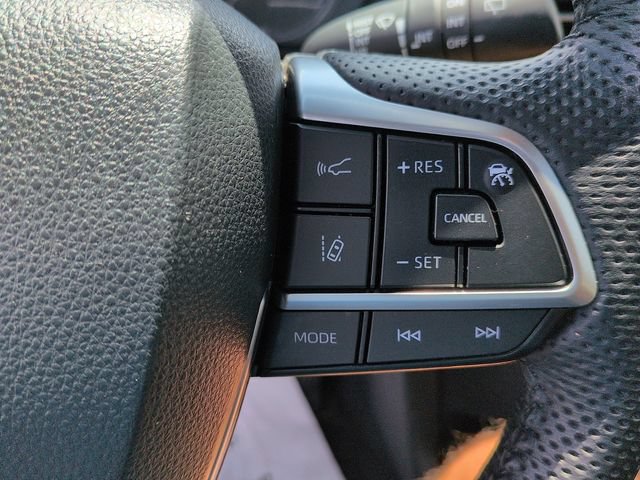 Certified 2023 Toyota Sienna Limited FWD image 21
