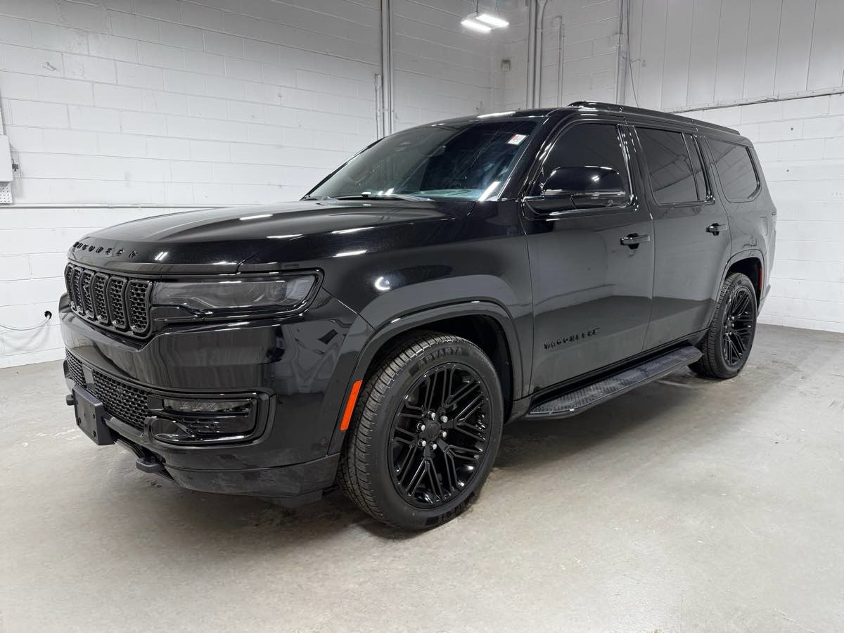 Used 2024 Jeep Wagoneer Series II w/ Convenience Group I image 1