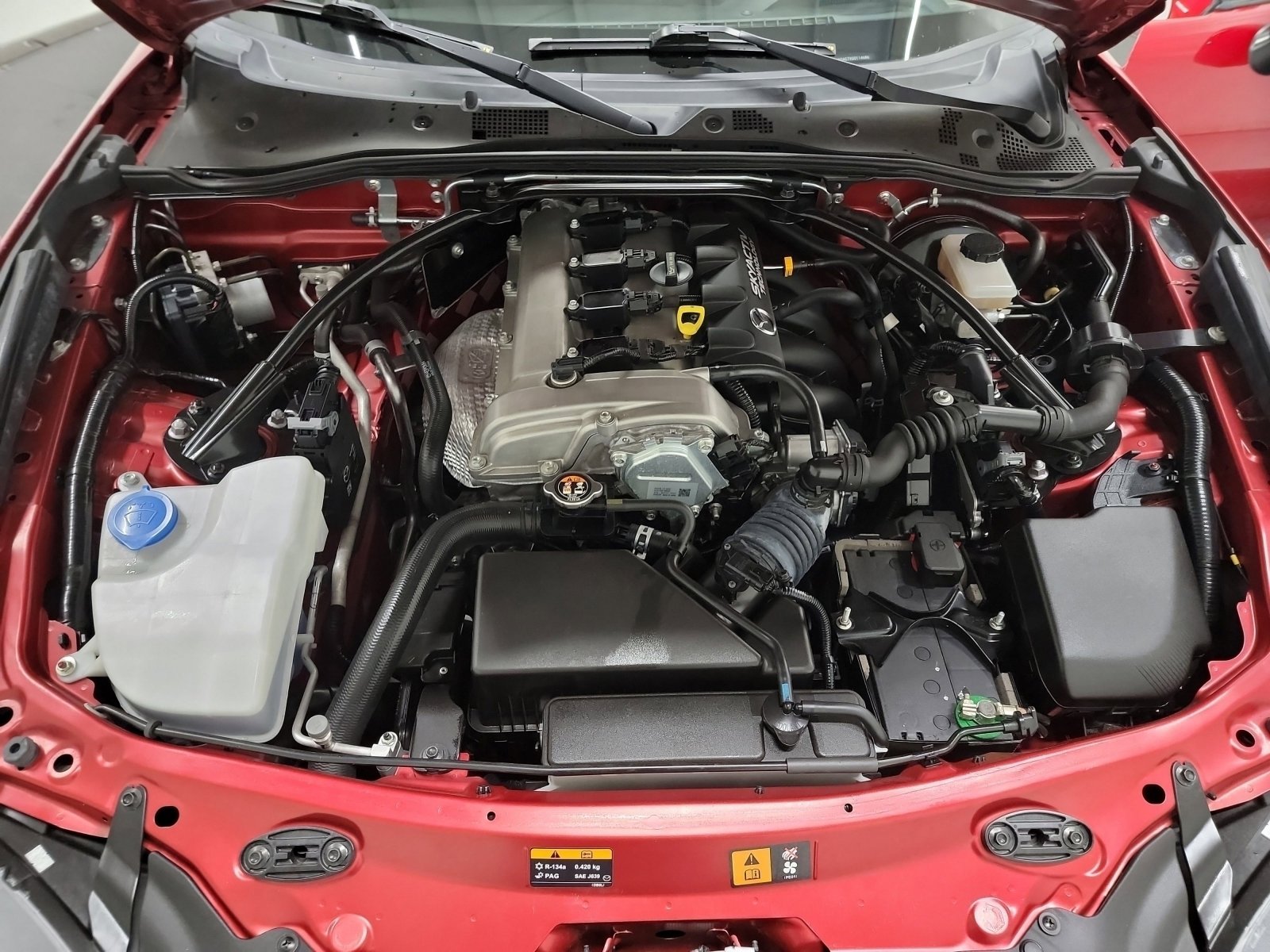Used 2016 MAZDA MX-5 Miata Club w/ Brembo/BBS Package RWD image 24