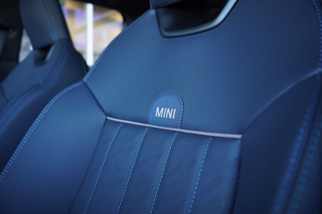 New 2026 MINI Cooper S FWD image 7
