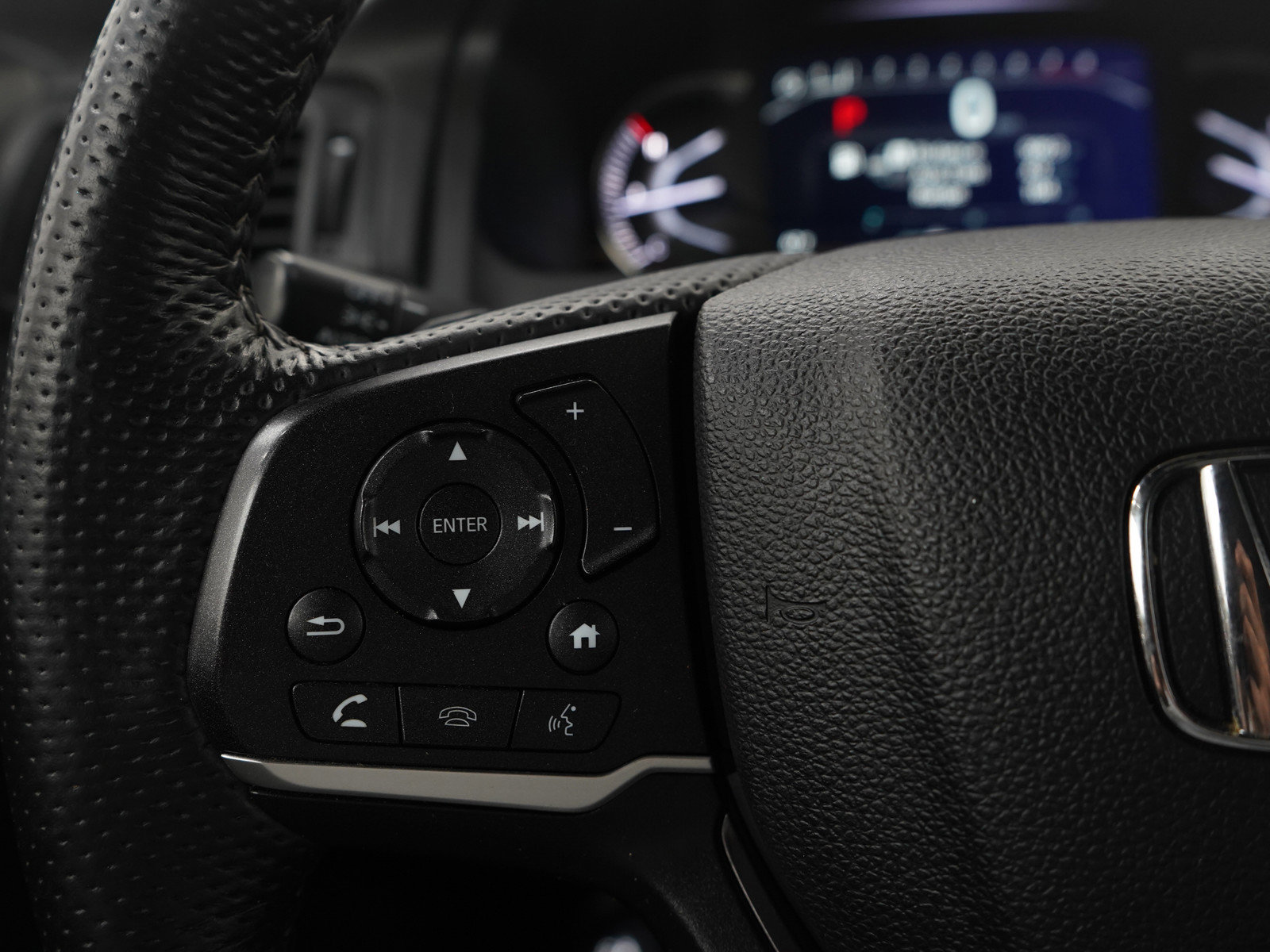 Used 2023 Honda Passport EX-L image 25